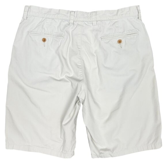 Men's J. CREW Club 10.5" Chino Shorts in Khaki | Size 34 - Picture 2 of 6